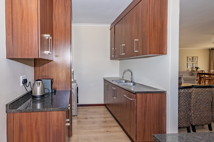 4 Bedroom Property for Sale in Sonstraal Western Cape
